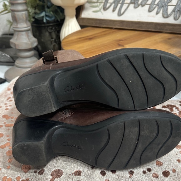 Clarks leather booties - Picture 8 of 8